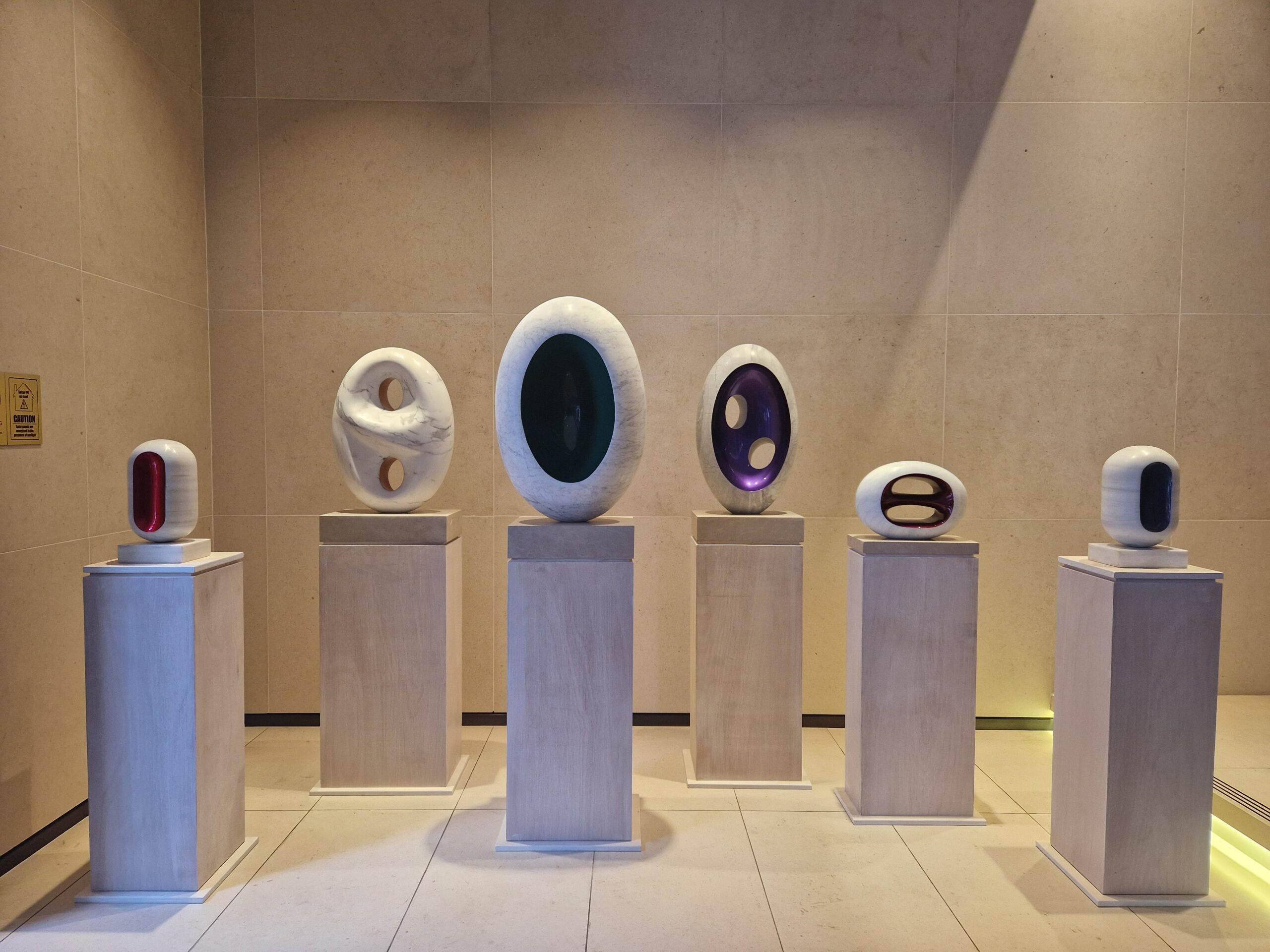 David Worthington art exhibition at 33Davies Street